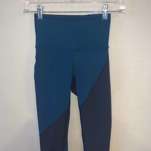 Lululemon Wunder Under Hi-Rise 7/8 Tight (Special Edition) 25" Size 2 - Picture 3 of 6